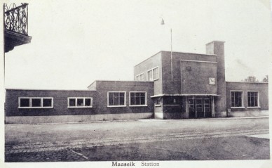 Maaseick - (Z03527A).jpg